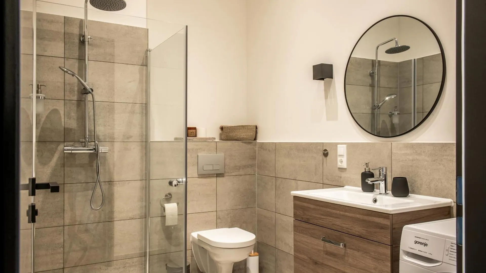 Oran Apartment 1 Берлин