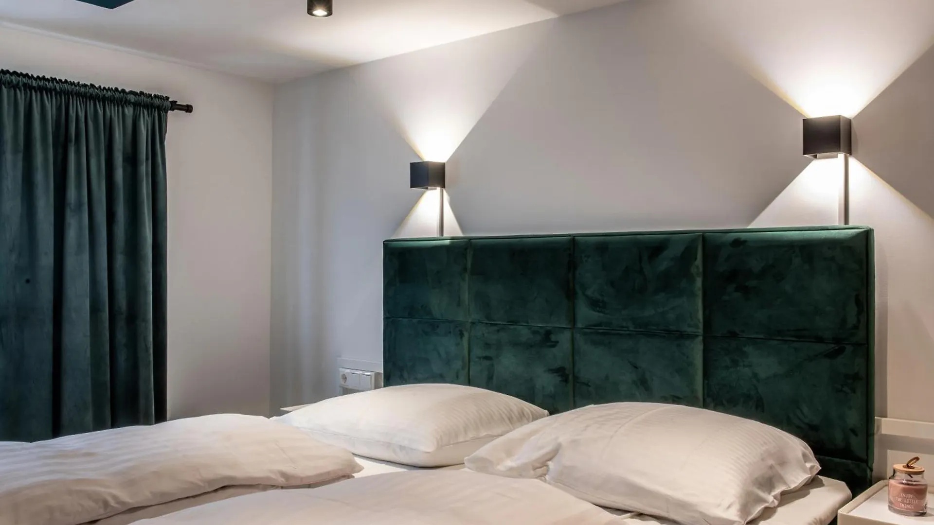Oran Apartment 1 Берлин
